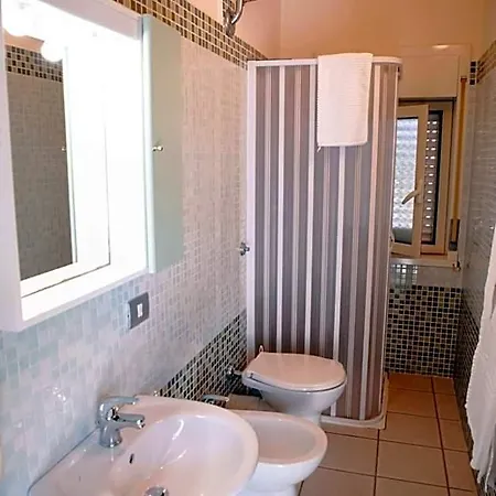 Hotel Halykos 3*