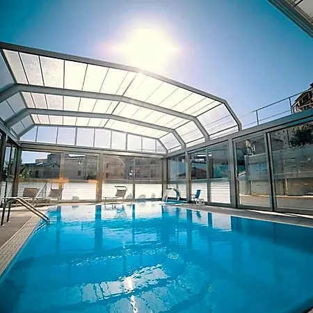 Halykos Hotel 3*